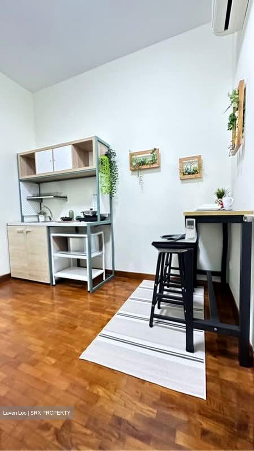 Tanah Merah Kechil Avenue (D16), Condominium #599198971